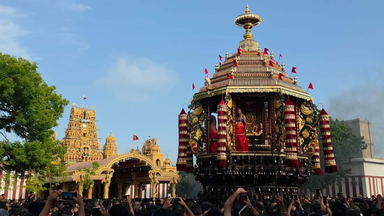 நல்லூரானின் தேர்த்திருவிழா!
