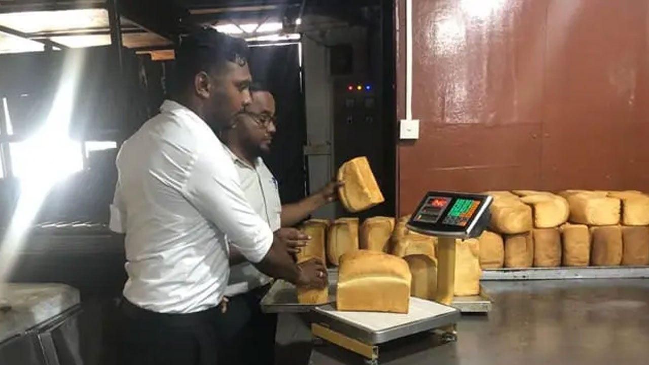 எடை குறைந்த பாண் விற்பனை நிலையங்கள் சுற்றிவளைப்பு