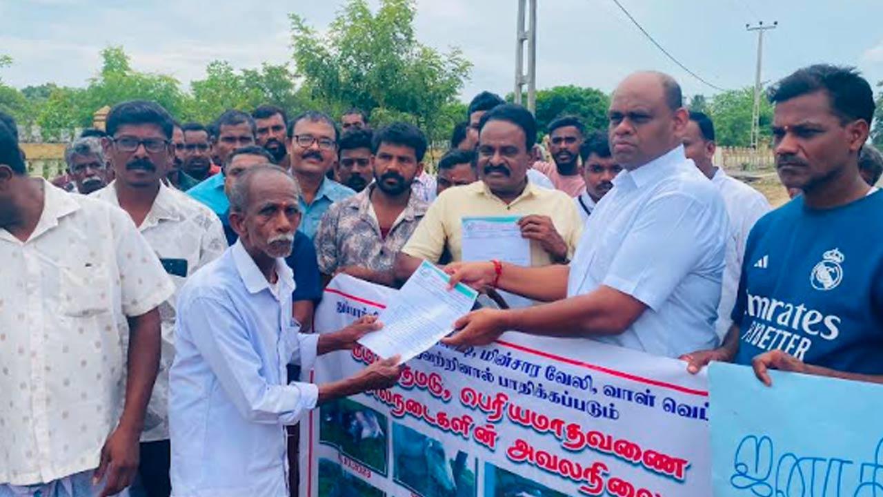 மயிலத்தமடு, மாதவனை கால்நடை பண்ணையாளர்களின் கவனயீர்ப்பு போராட்டம்!