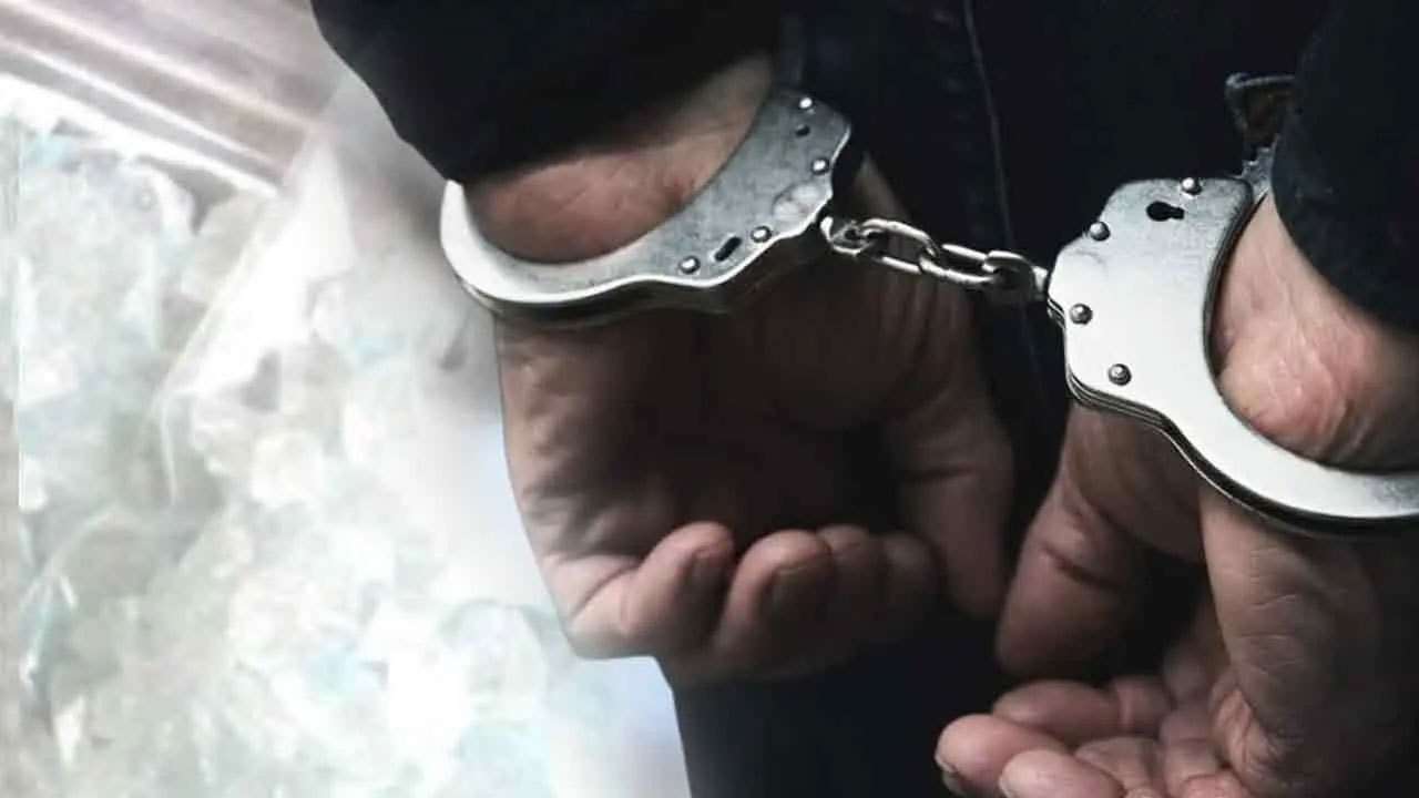 கிராண்ட்பாஸ் பகுதியில் ஐஸ் போதைப்பொருளுடன் இளைஞர் கைது