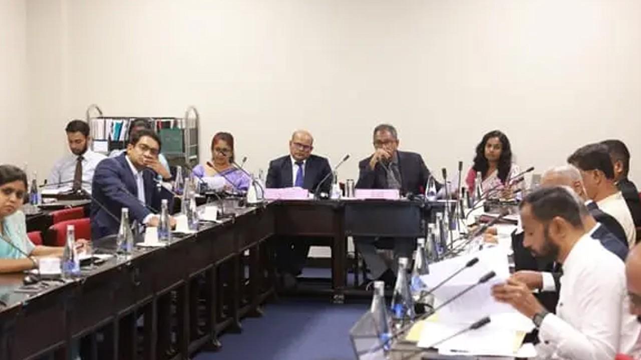 வெளிநாட்டுச் செலாவணி புதிய ஒழுங்குவிதிகளுக்கு நிதி பற்றிய குழு அனுமதி