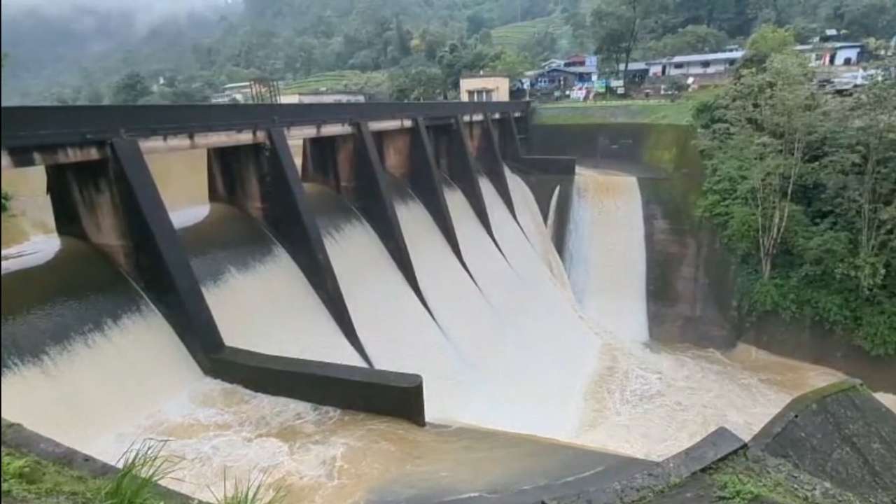 நுவரெலியாவில் இடைவிடாது பெய்யும் கனமழை!