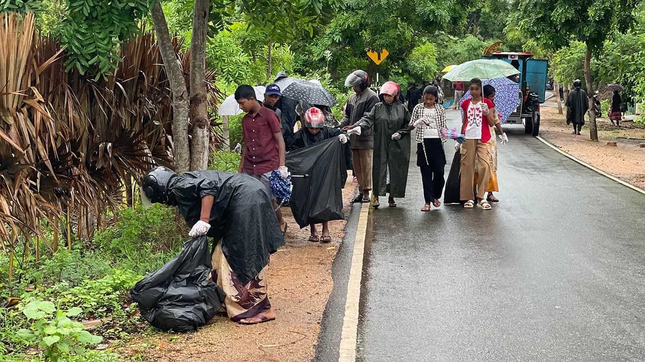 கீரிமலையில் பிளாஸ்டிக் ஒழிப்பு